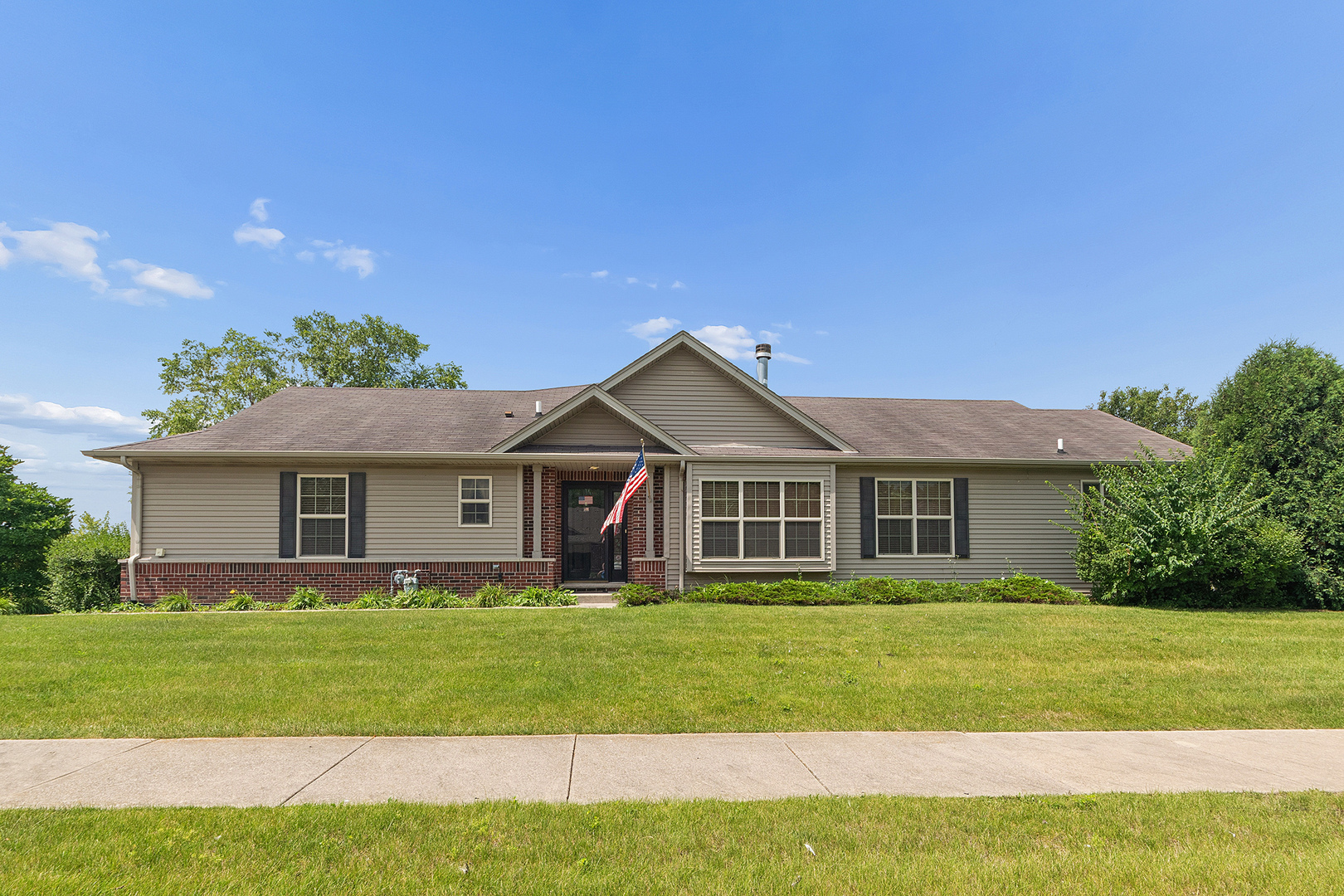 25426 Barrow Road Manhattan, IL 60442 - Photo 2 of 36