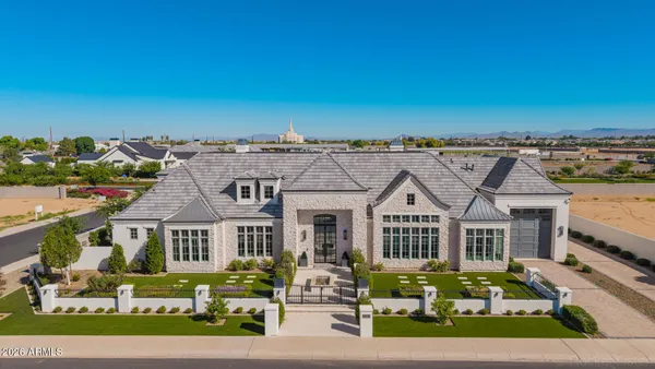 $2,000,000 | 2595 East Blue Sage Road, Unit 101A, Gilbert, AZ 85297