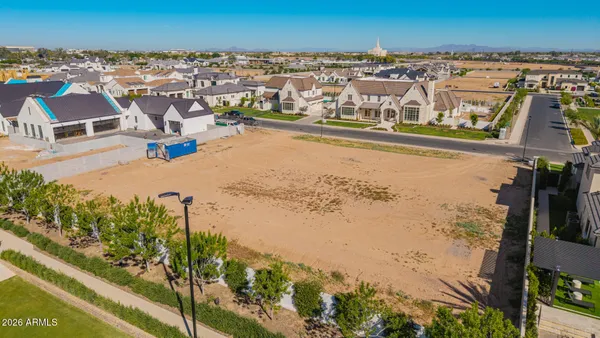 $2,000,000 | 2595 East Blue Sage Road, Unit 101A, Gilbert, AZ 85297