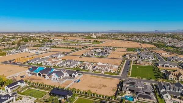 $2,000,000 | 2595 East Blue Sage Road, Unit 101A, Gilbert, AZ 85297