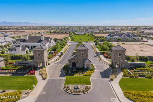 $2,000,000 | 2595 East Blue Sage Road, Unit 101A, Gilbert, AZ 85297