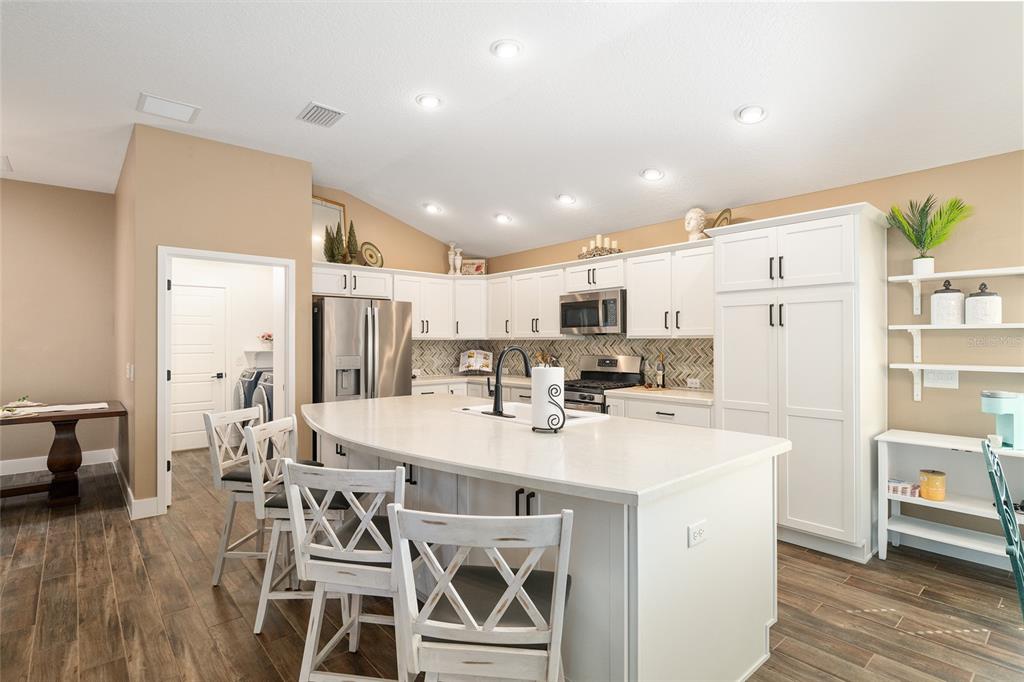 562 James Road The Villages, FL 32163 - Photo 14 of 49