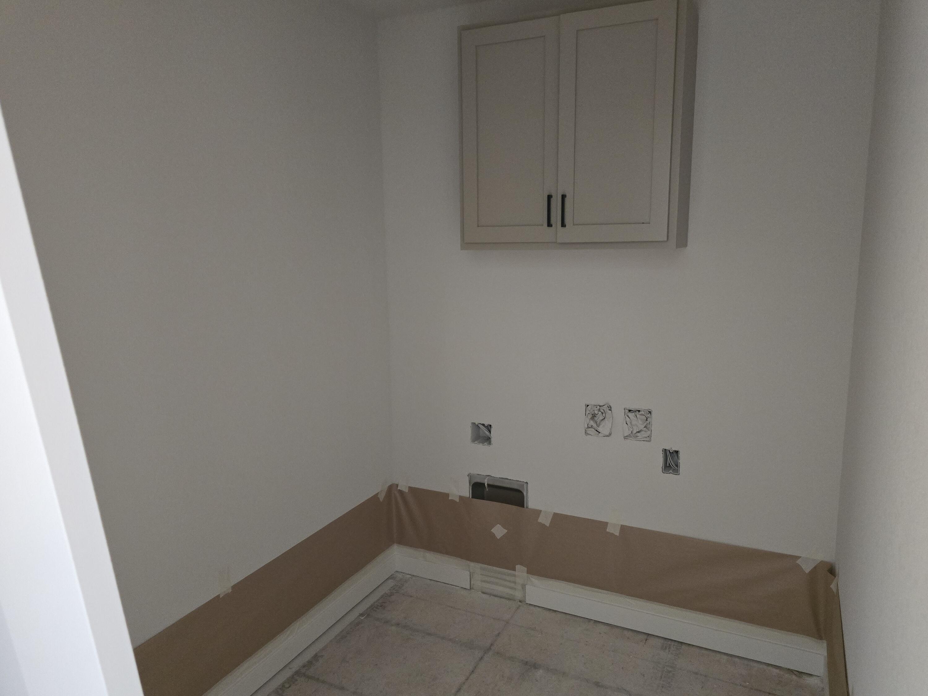 618 Harvest Road Hartford, WI 53027 - Photo 4 of 19 1618 Harvest Ln