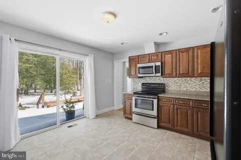 $499,000 | 2568 Glen Cove, Annapolis, MD 21401