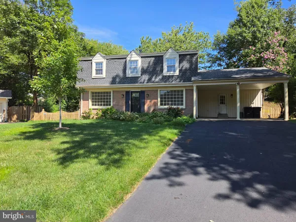 $4,500 | 9929 Barnsbury Court, Fairfax, VA 22031