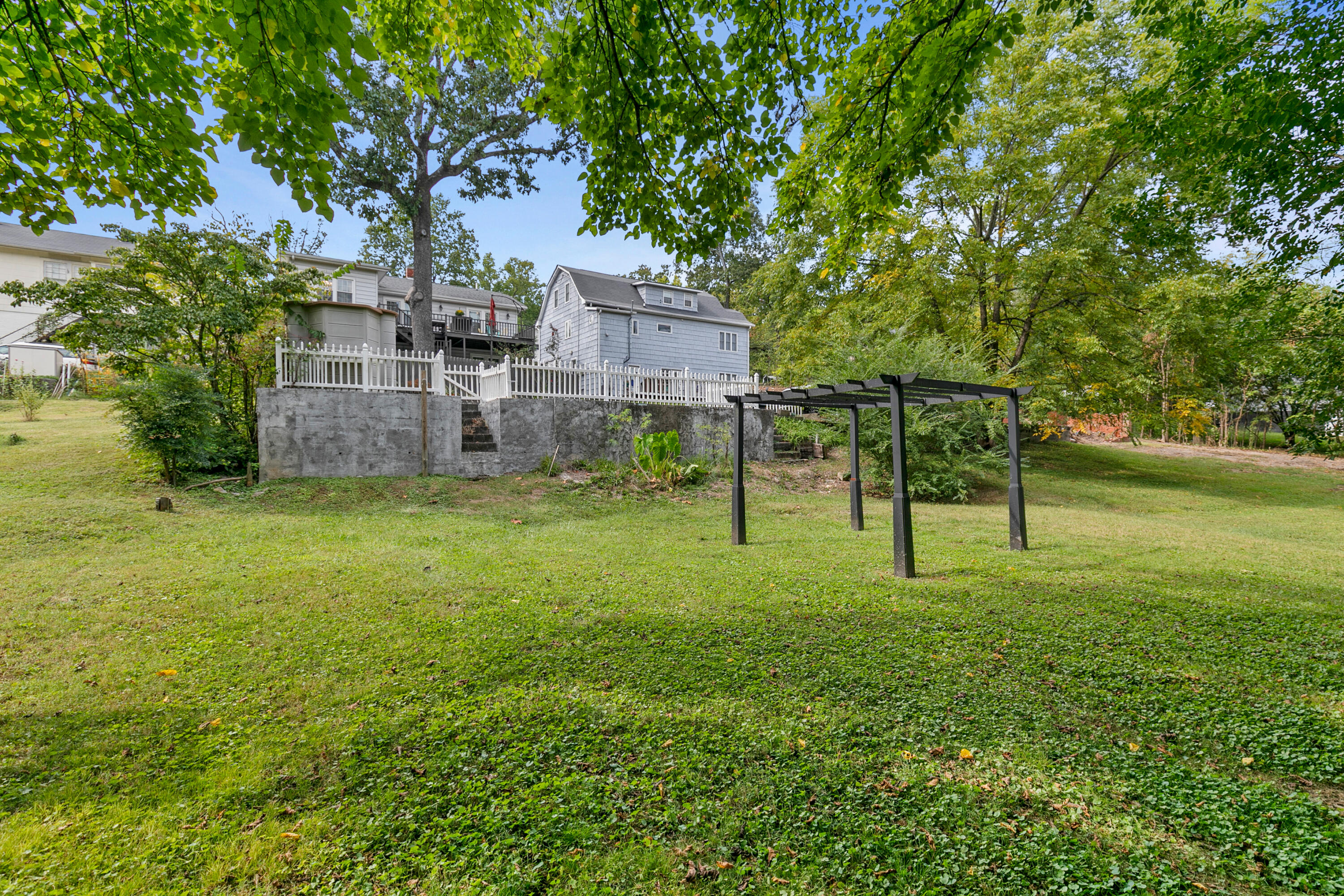 1818 John Ross Road Chattanooga, TN 37412 - Photo 1 of 53 1818 John Ross Road