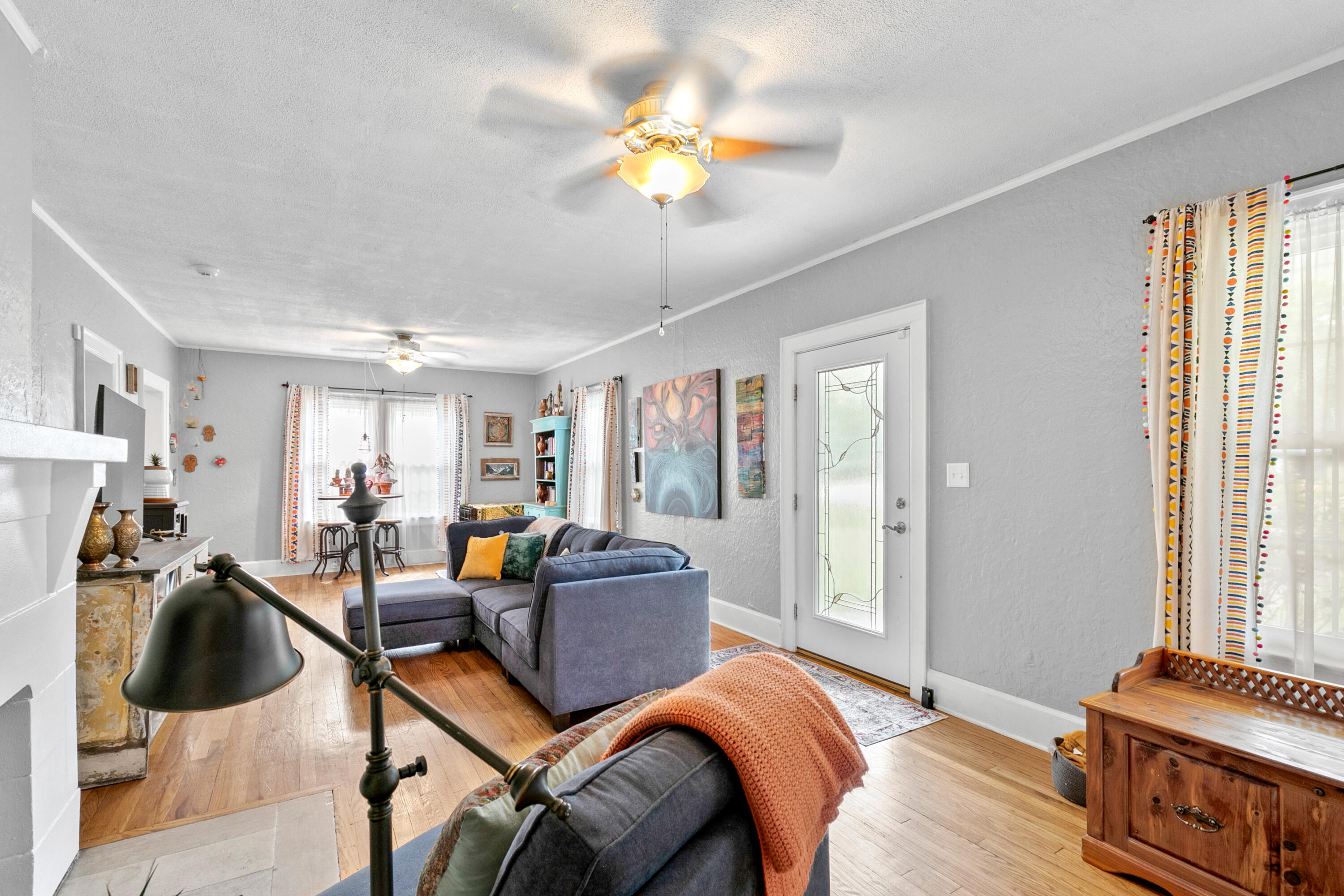 1818 John Ross Road Chattanooga, TN 37412 - Photo 10 of 53 Living Room