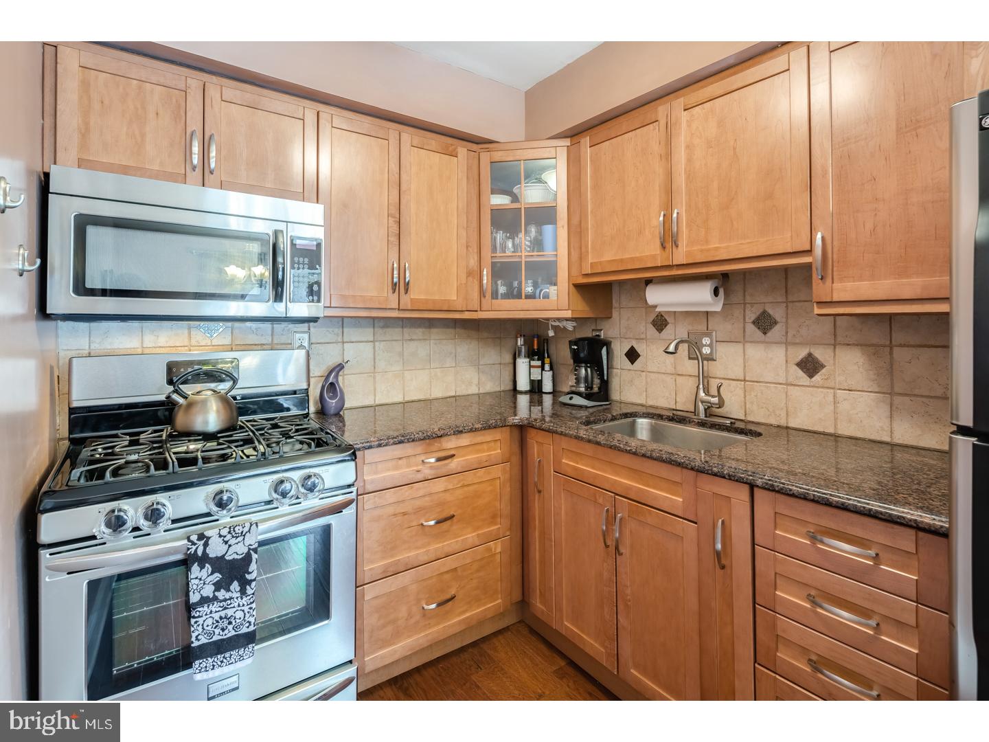 11932 Covert Road Philadelphia, PA 19154 - Photo 5 of 17 Gallery Image 5