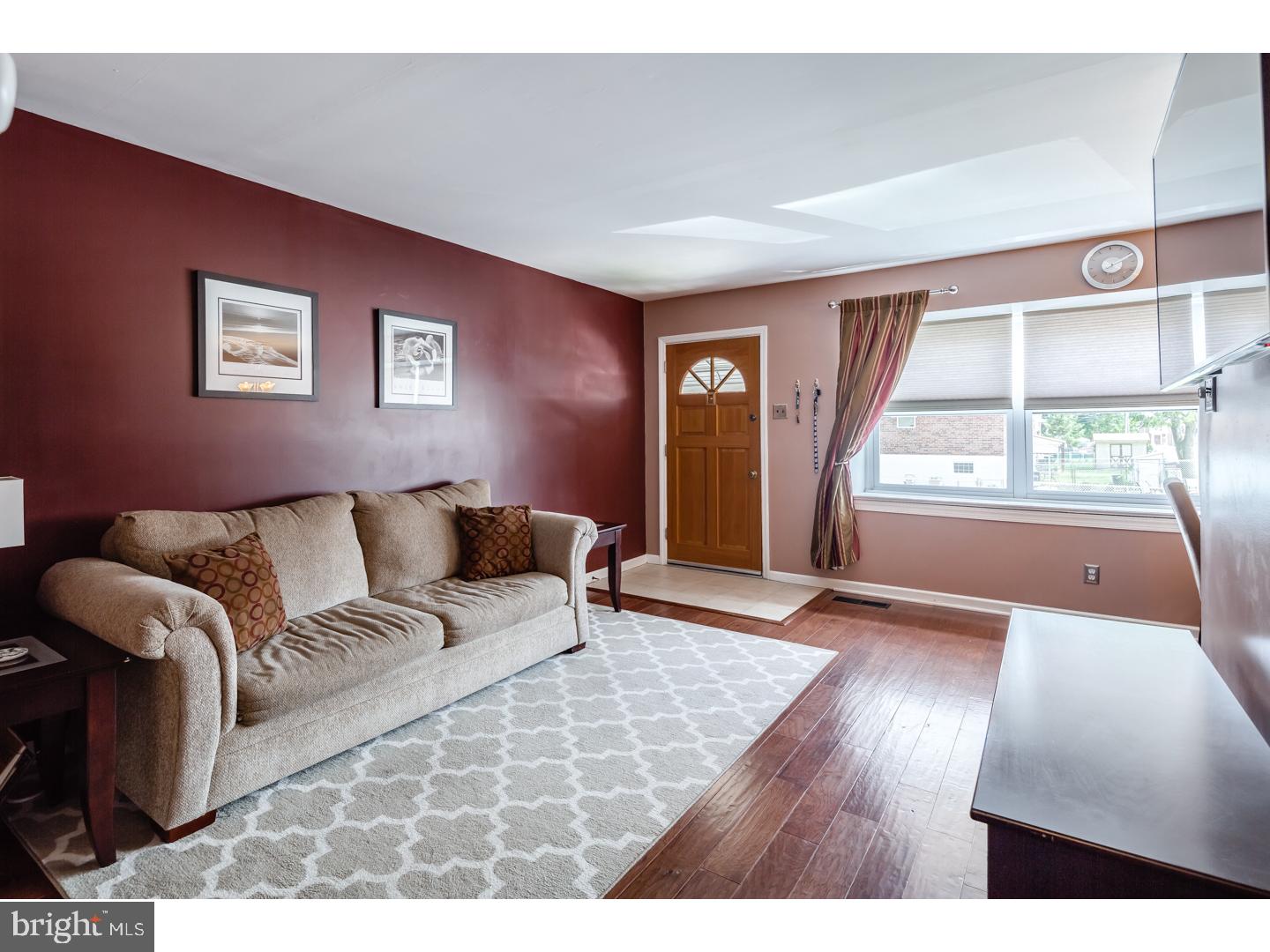 11932 Covert Road Philadelphia, PA 19154 - Photo 9 of 17 Gallery Image 9