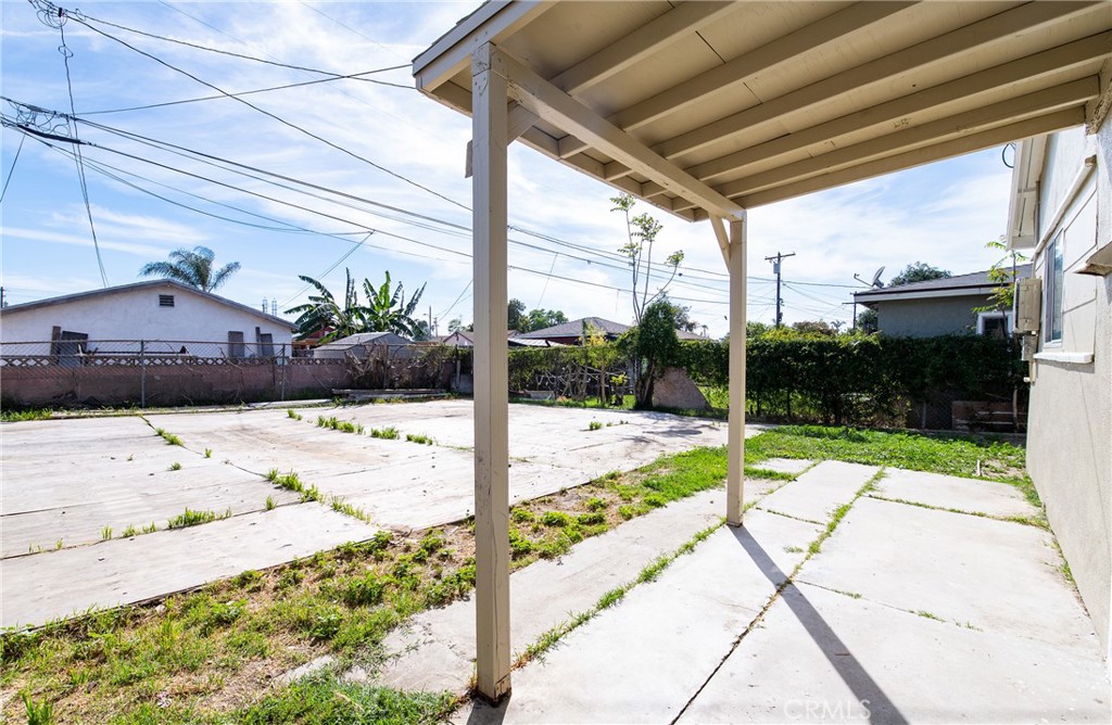 124 West Caldwell Street Compton, CA 90220 - Photo 19 of 27