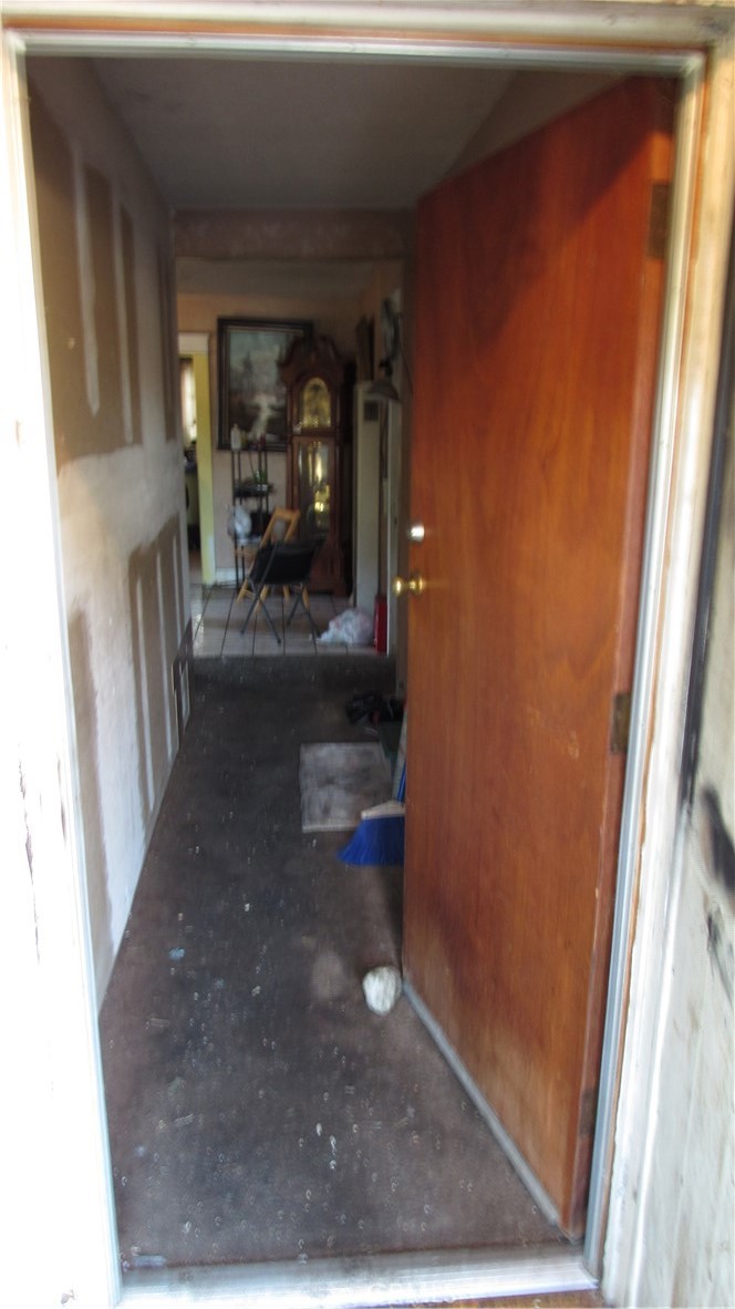 1195 Wisconsin Street Pomona, CA 91768 - Photo 6 of 15 a view of living room