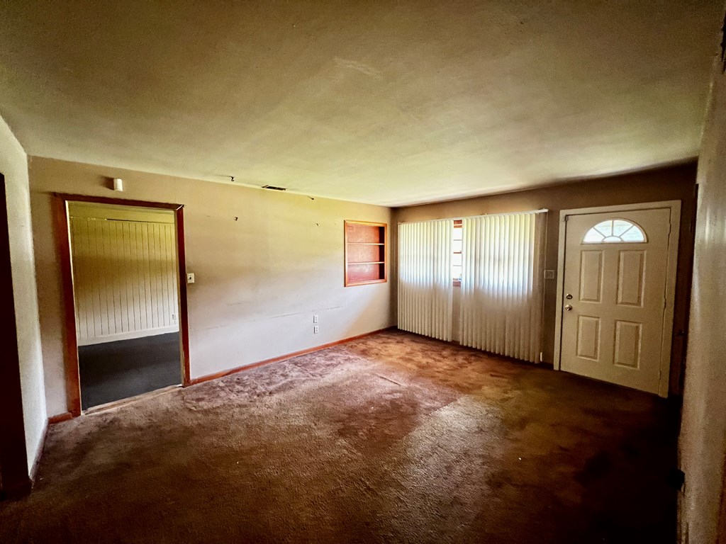 850 Brighton Road Columbus, GA 31906 - Photo 4 of 13 a view of an empty room and window