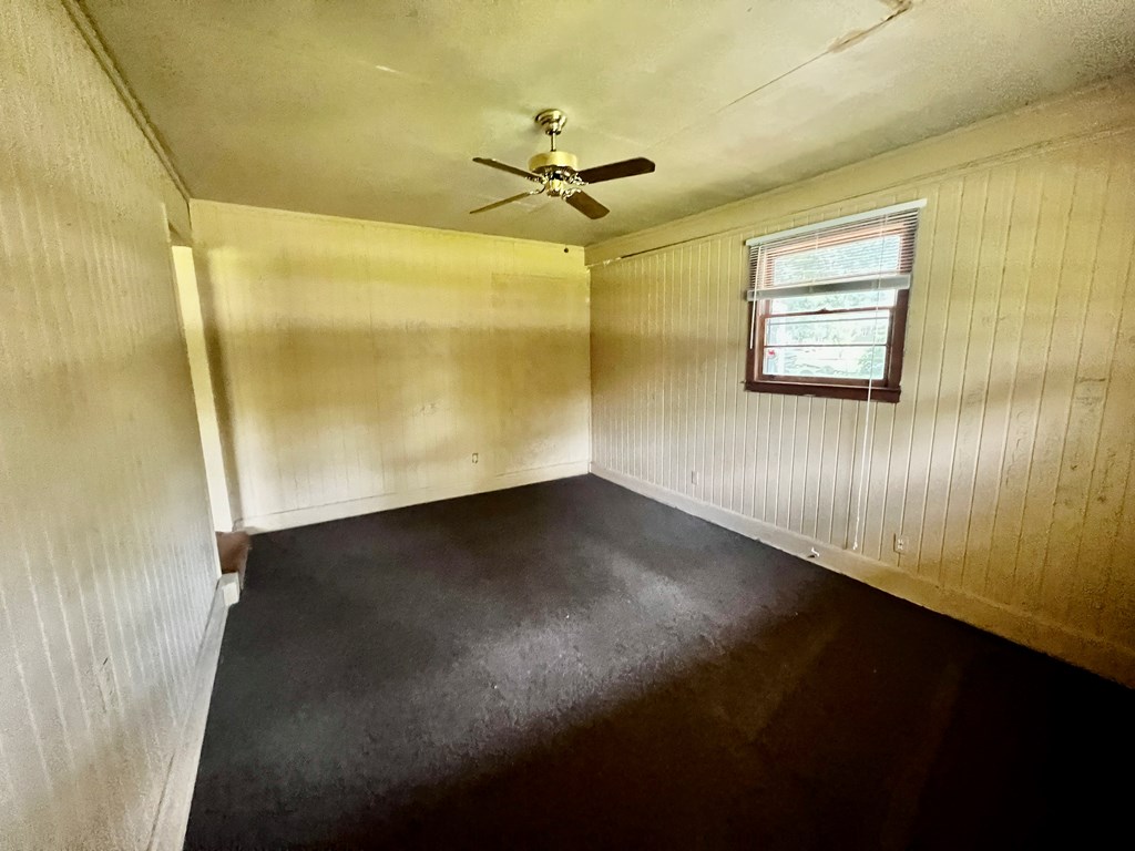 850 Brighton Road Columbus, GA 31906 - Photo 8 of 13 a view of empty room with wooden floor