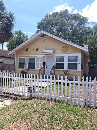 $1,595 | 1933 47th Street South, St. Petersburg, FL 33711