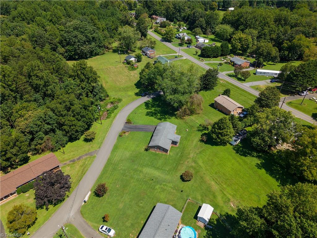 133 Burgundy Road Mount Airy, NC 27030 - Photo 31 of 32 Gallery Image 31
