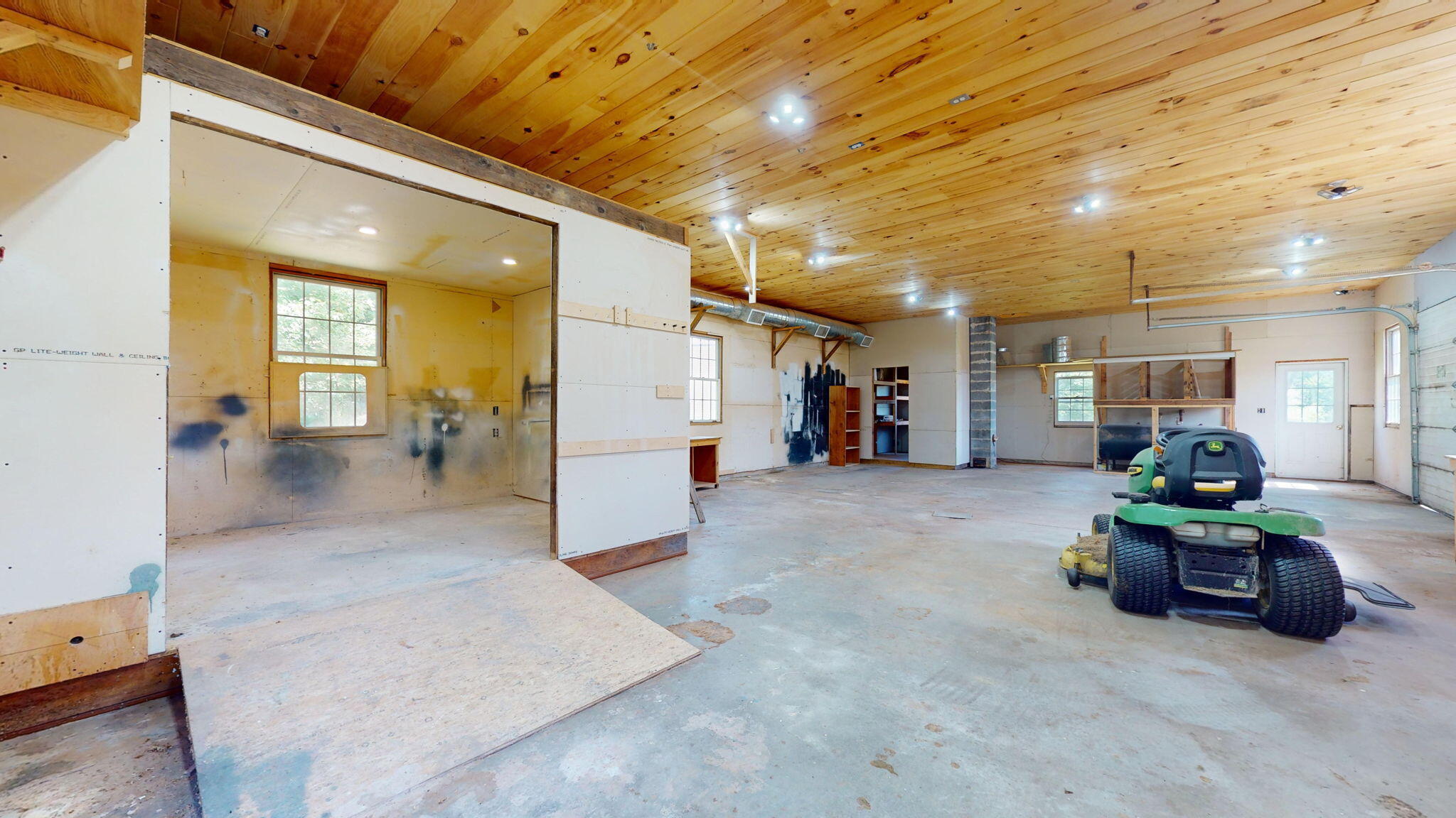 199 Fickett Road Pownal, ME 04069 - Photo 60 of 66 63-web-or-mls-199-Fickett-Rd-09072024_16
