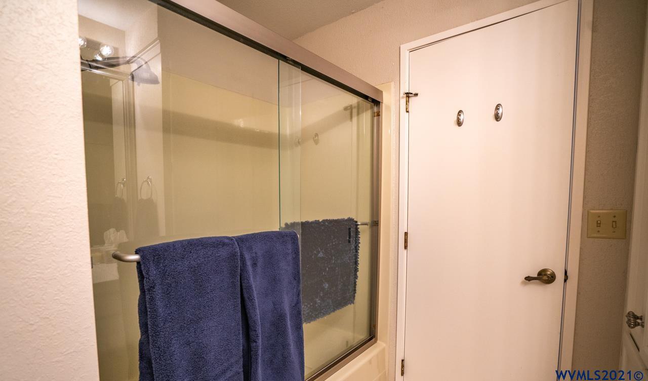 4334 Lone Oak Road Southeast Salem, OR 97302 - Photo 29 of 42 Gallery Image 29