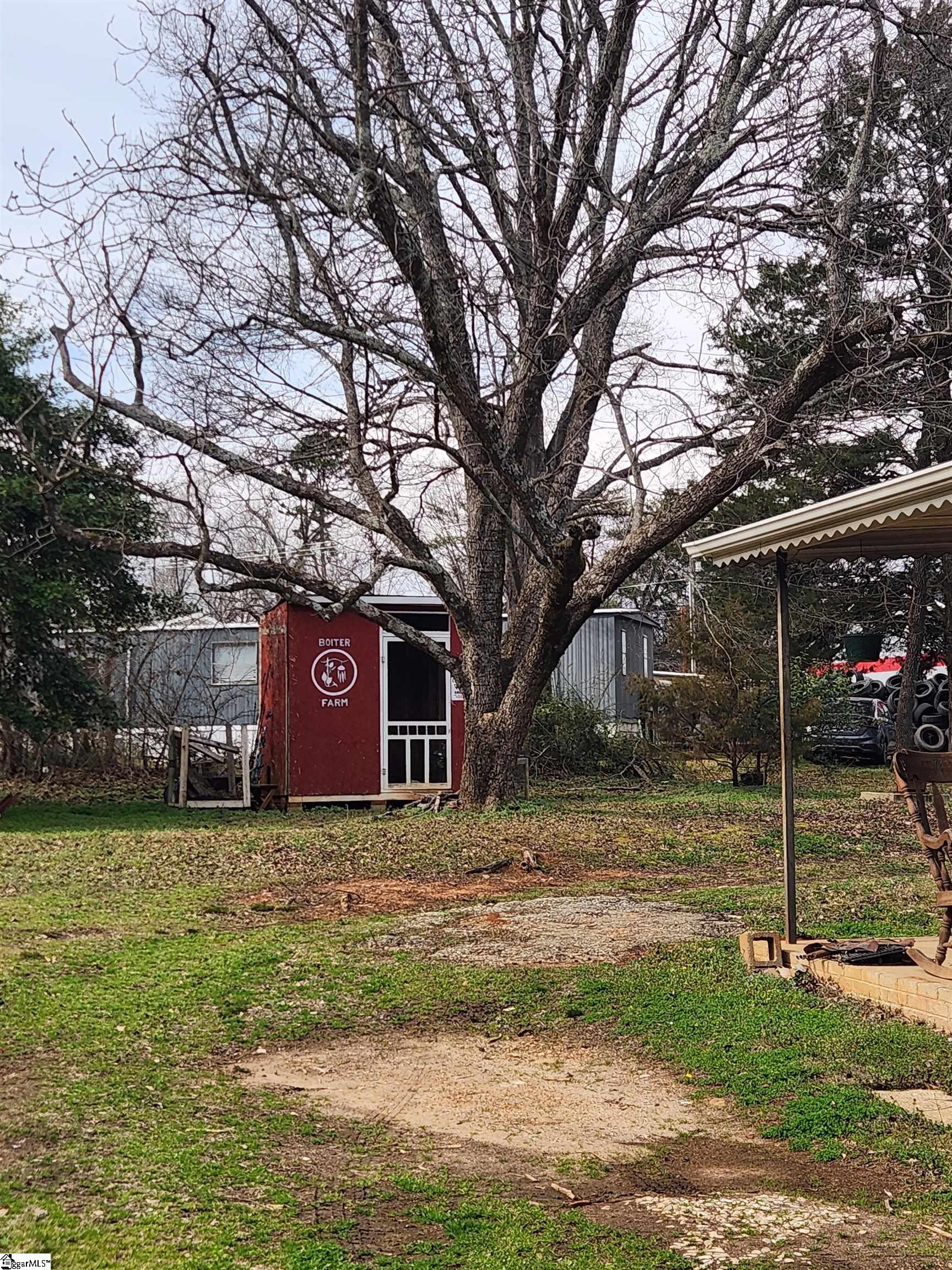 1212 Duncan Reidville Road Duncan, SC 29334 - Photo 11 of 36