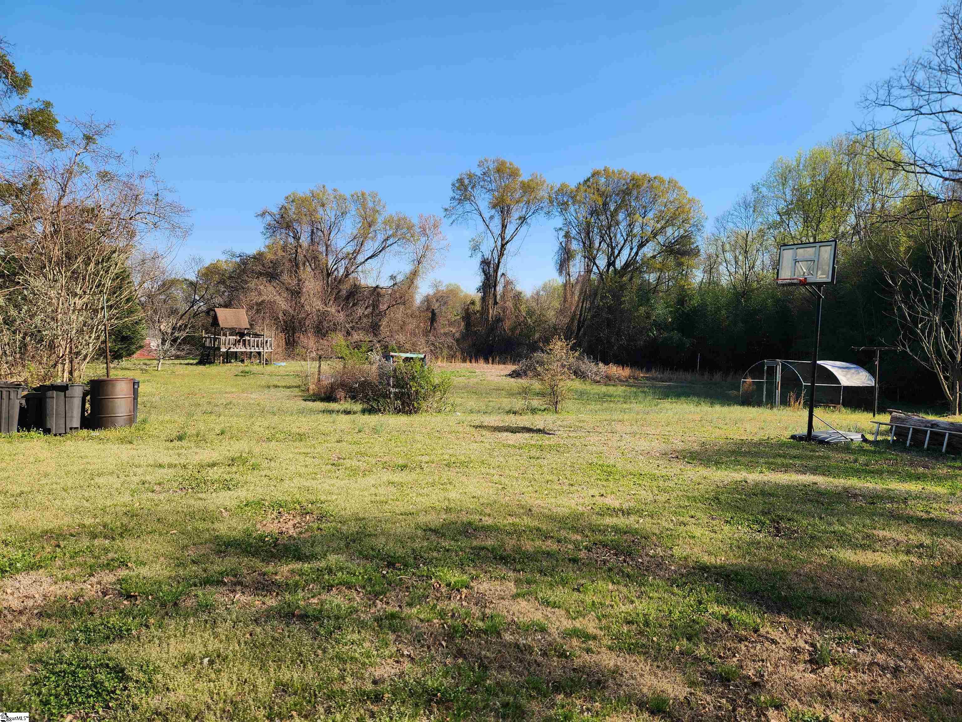 1212 Duncan Reidville Road Duncan, SC 29334 - Photo 28 of 36