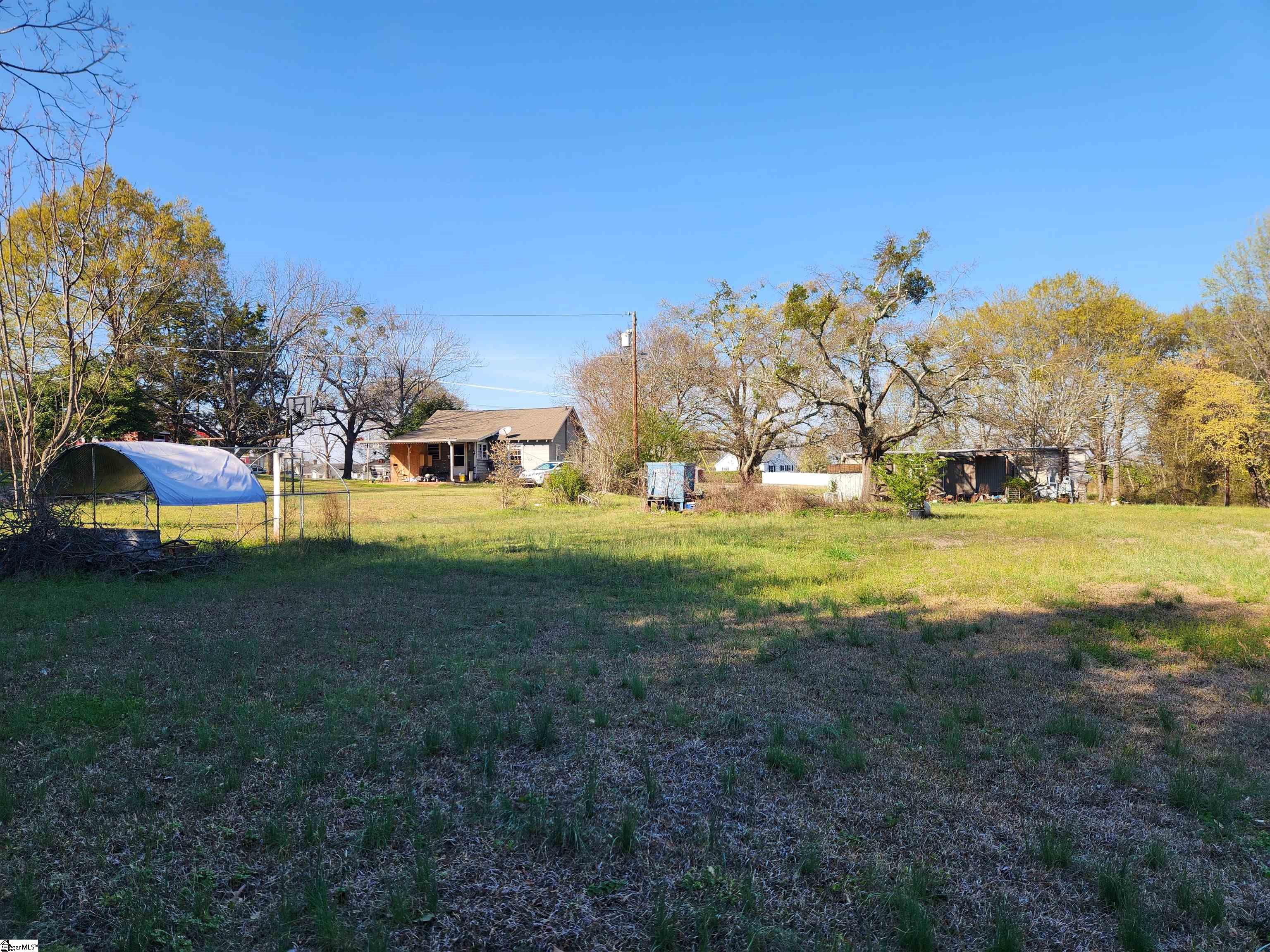 1212 Duncan Reidville Road Duncan, SC 29334 - Photo 32 of 36