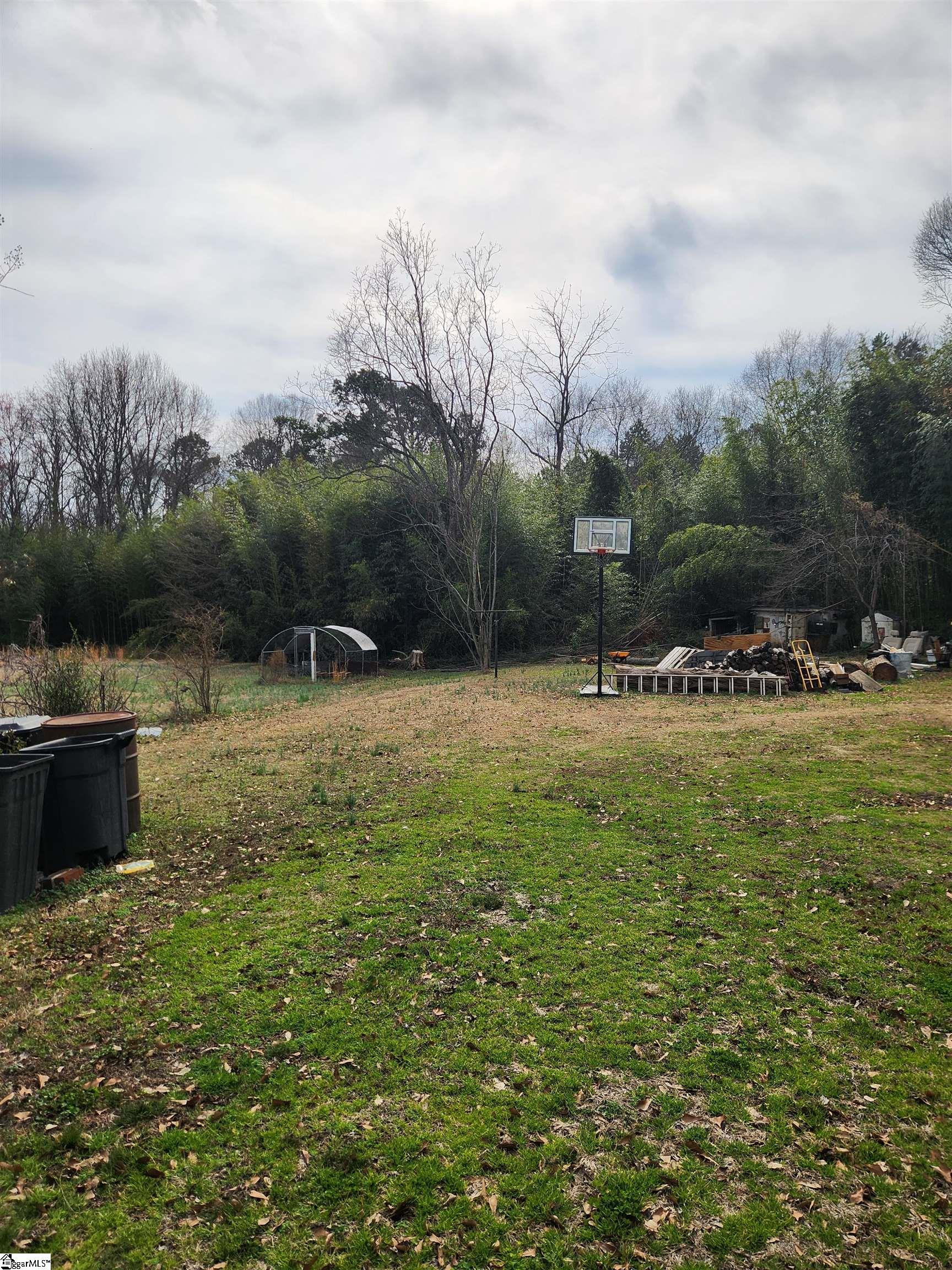 1212 Duncan Reidville Road Duncan, SC 29334 - Photo 10 of 36