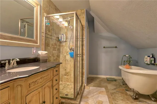 $499,500 | 9438 Big Lake Road, Lake Charles, LA 70605