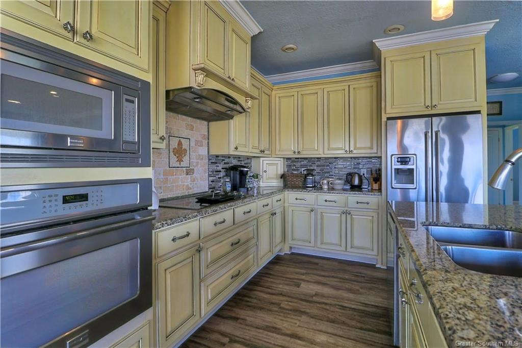 9438 Big Lake Road Lake Charles, LA 70605 - Photo 7 of 36