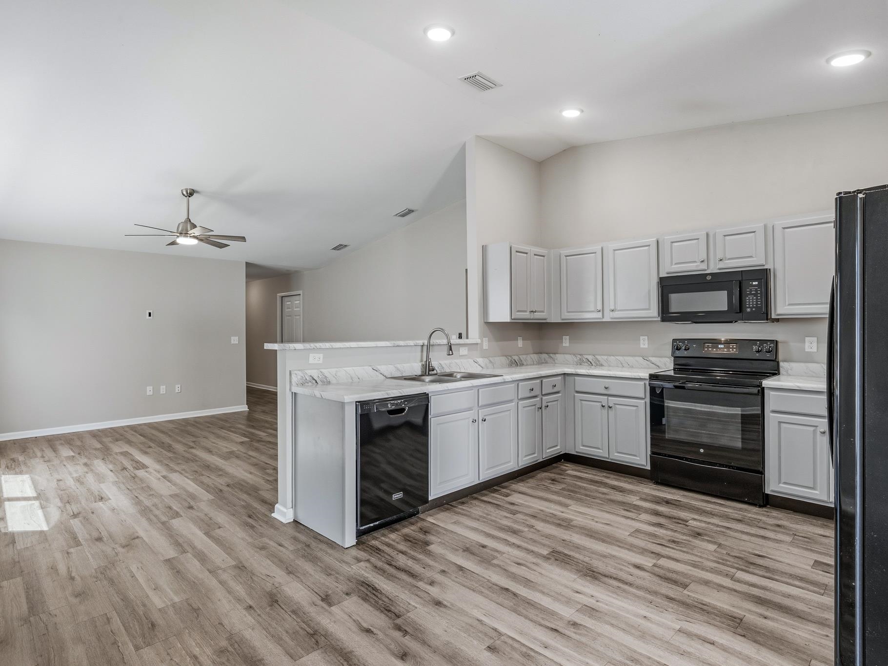 4561 Rivers Landing Drive Tallahassee, FL 32303 - Photo 10 of 47