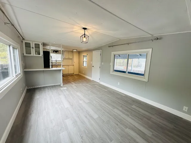 $149,900 | 1790 Massachusetts Avenue, Unit 25, Lunenburg, MA 01462