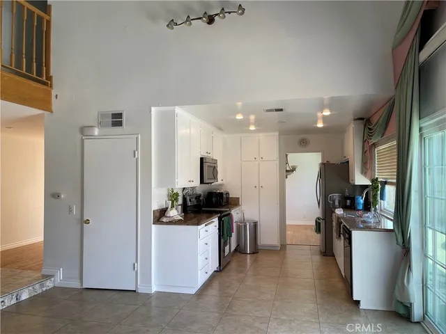 $1,328,700 | 19657 Sequoia Avenue, Cerritos, CA 90703