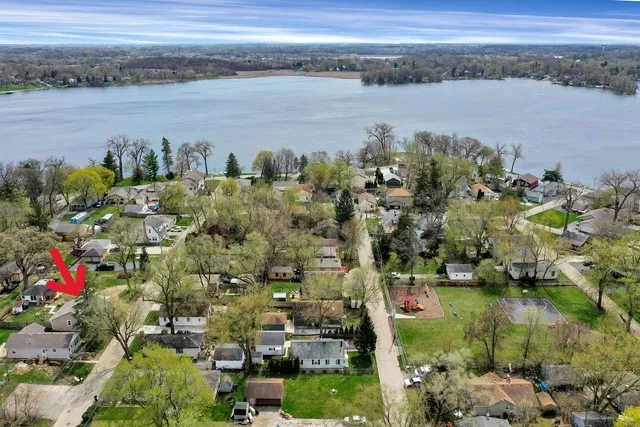 $253,000 | 35611 North Grove Avenue, Ingleside, IL 60041