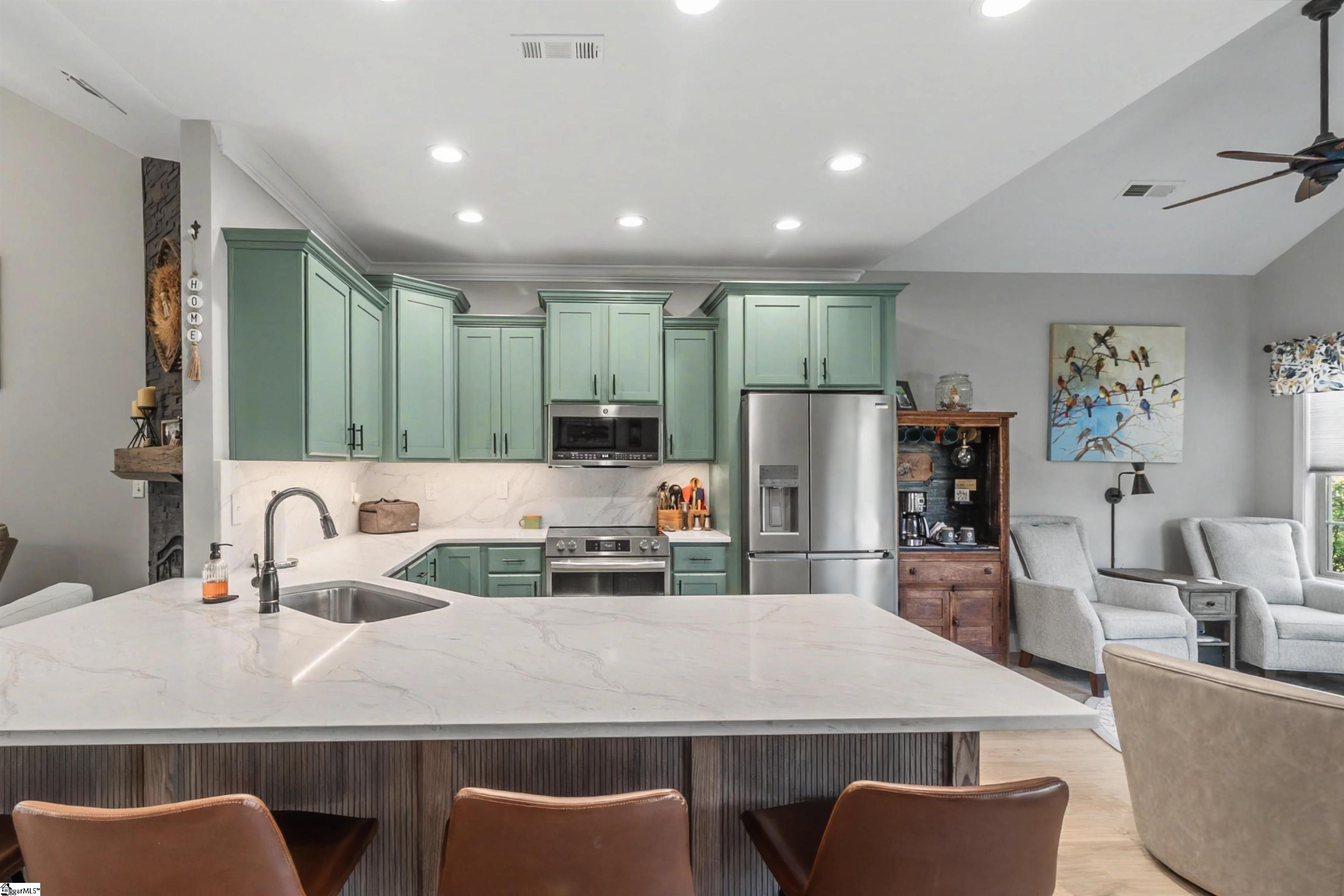 2 Mossycup Road Taylors, SC 29687 - Photo 5 of 35