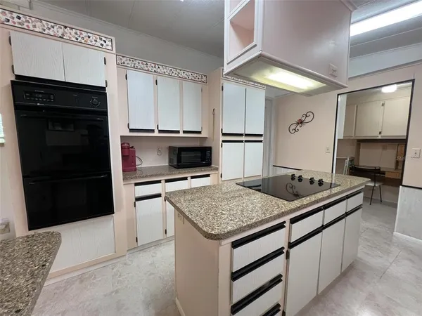 $189,000 | 2055 South Floral Avenue, Unit 246, Bartow, FL 33830