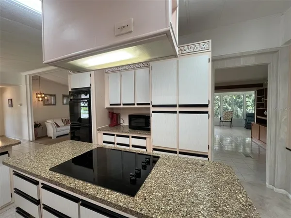 $189,000 | 2055 South Floral Avenue, Unit 246, Bartow, FL 33830