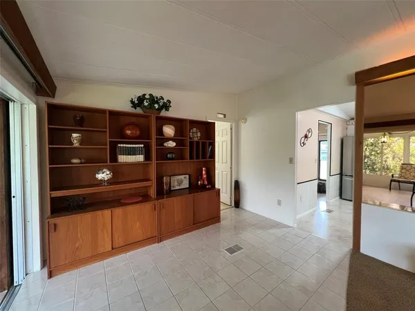 $189,000 | 2055 South Floral Avenue, Unit 246, Bartow, FL 33830