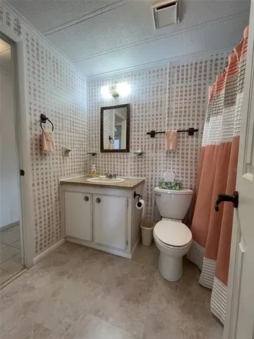 $209,000 | 2055 South Floral Avenue, Unit 246, Bartow, FL 33830