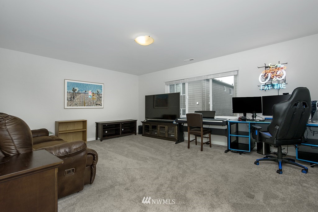8417 Northeast 203rd Place Bothell, WA 98011 - Photo 20 of 30 Gallery Image 20