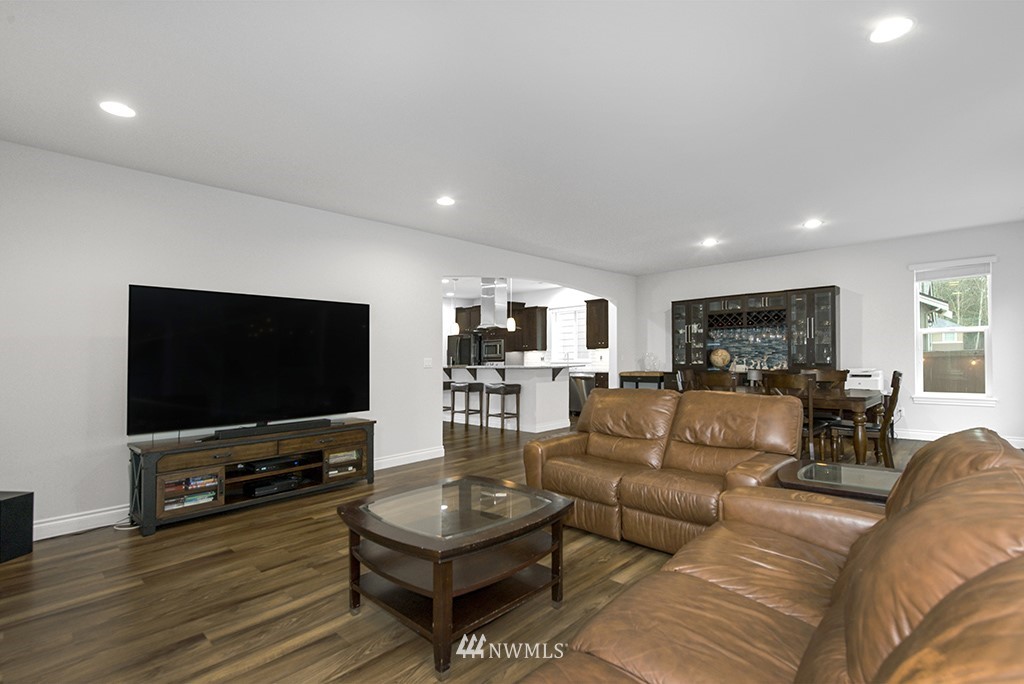 8417 Northeast 203rd Place Bothell, WA 98011 - Photo 7 of 30 Gallery Image 7