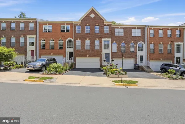 $829,000 | 4118 Brookgreen Drive, Fairfax, VA 22033