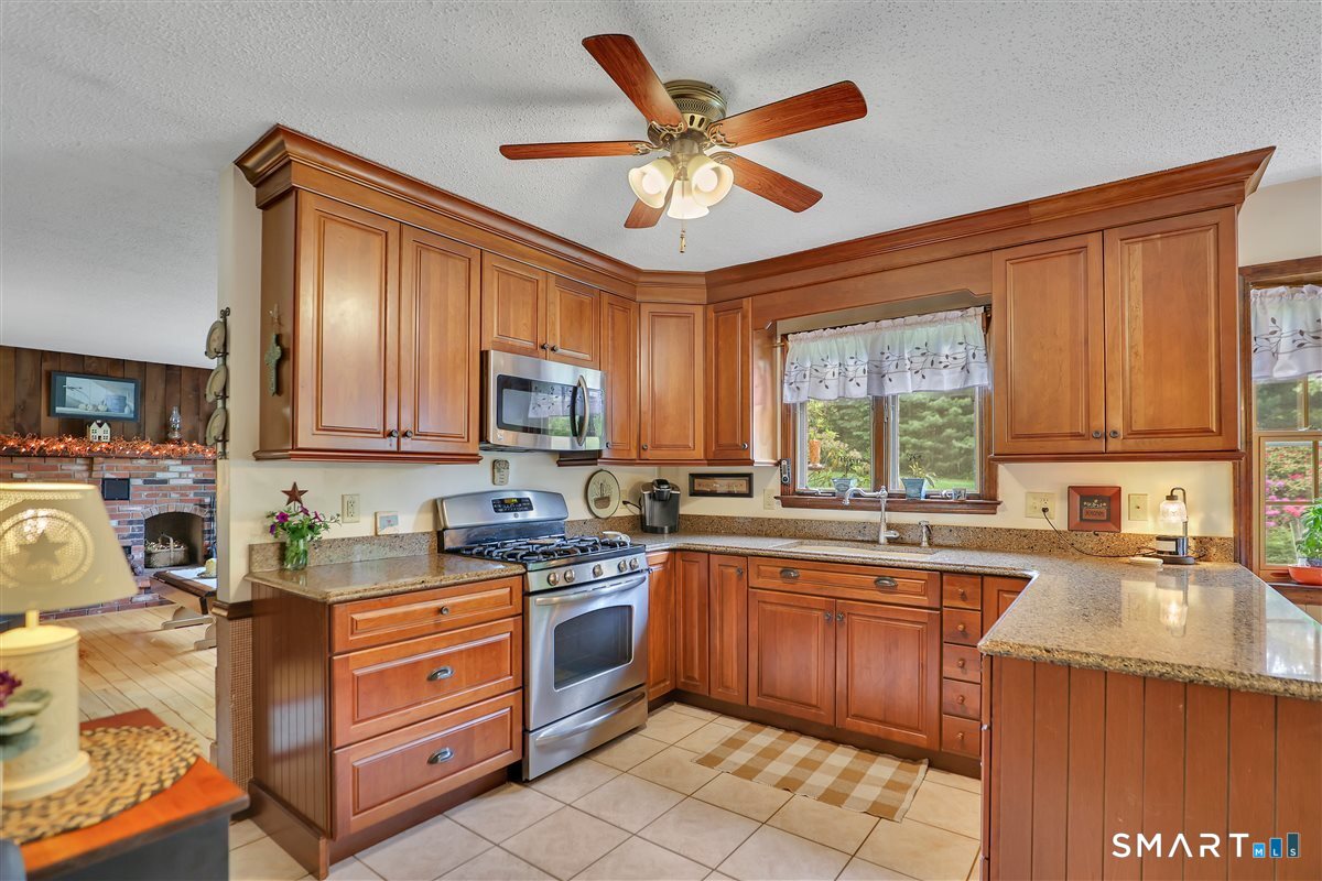 50 Isleib Road Marlborough, CT 06447 - Photo 9 of 36