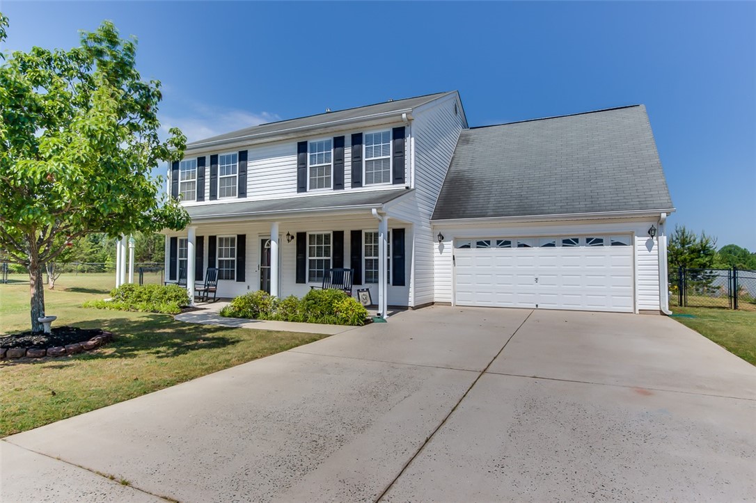 212 High Ridge Court Easley, SC 29642 - Photo 2 of 30 Gallery Image 2