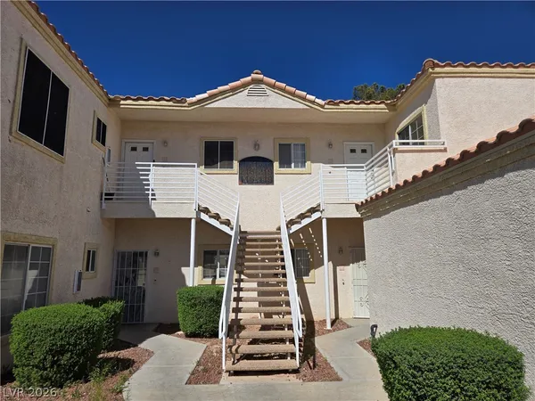 $1,500 | 1900 North Torrey Pines Drive, Unit 118, Las Vegas, NV 89108
