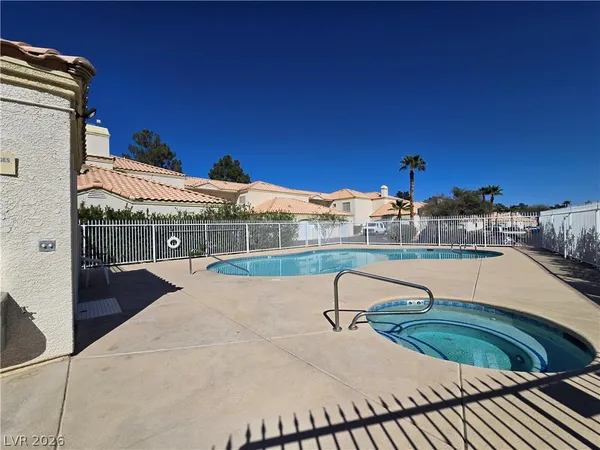 $1,500 | 1900 North Torrey Pines Drive, Unit 118, Las Vegas, NV 89108