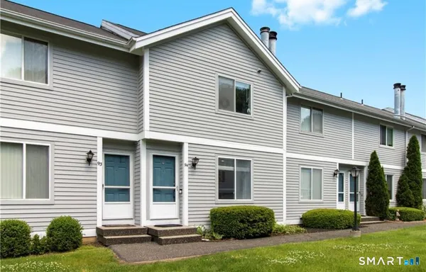 $369,900 | 151 Shelter Rock Road, Unit 94, Danbury, CT 06810