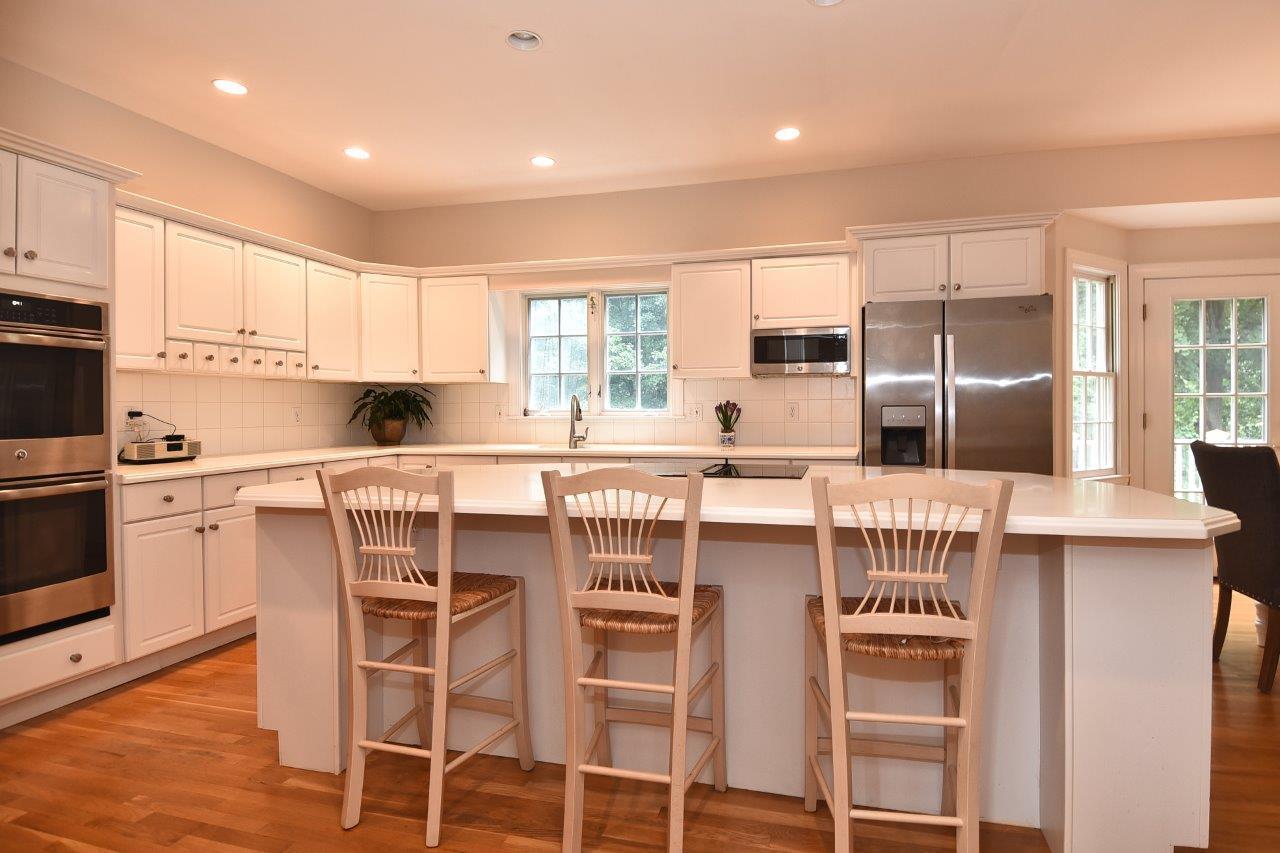 150 Old Studio Road New Canaan, CT 06840 - Photo 10 of 43 DSC_1800