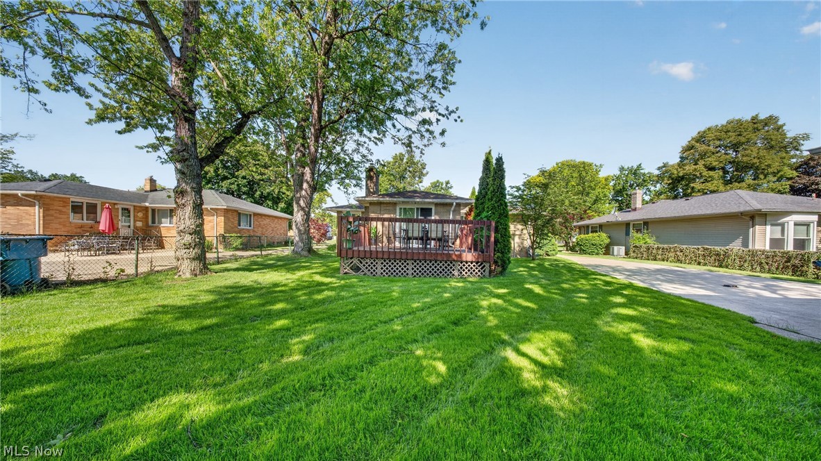 6649 Maplehurst Road North Olmsted, OH 44070 - Photo 43 of 47