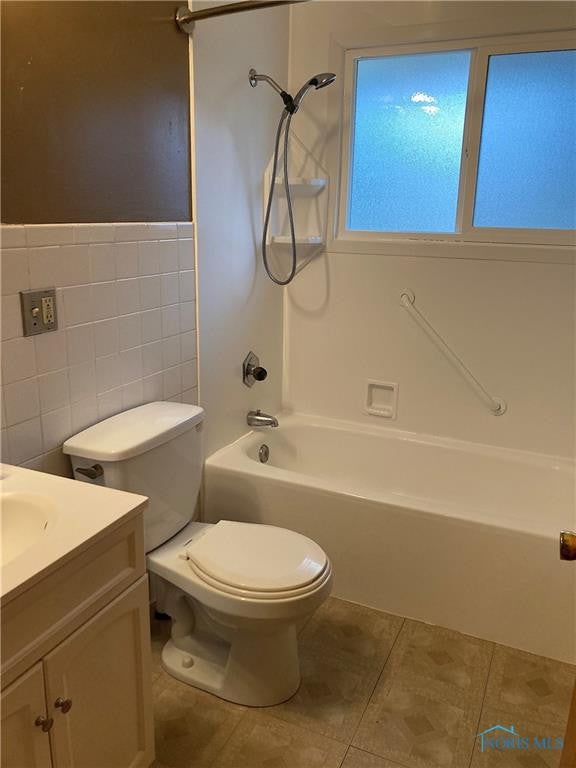 3215 Gracewood Road Toledo, OH 43613 - Photo 11 of 15 Gallery Image 11