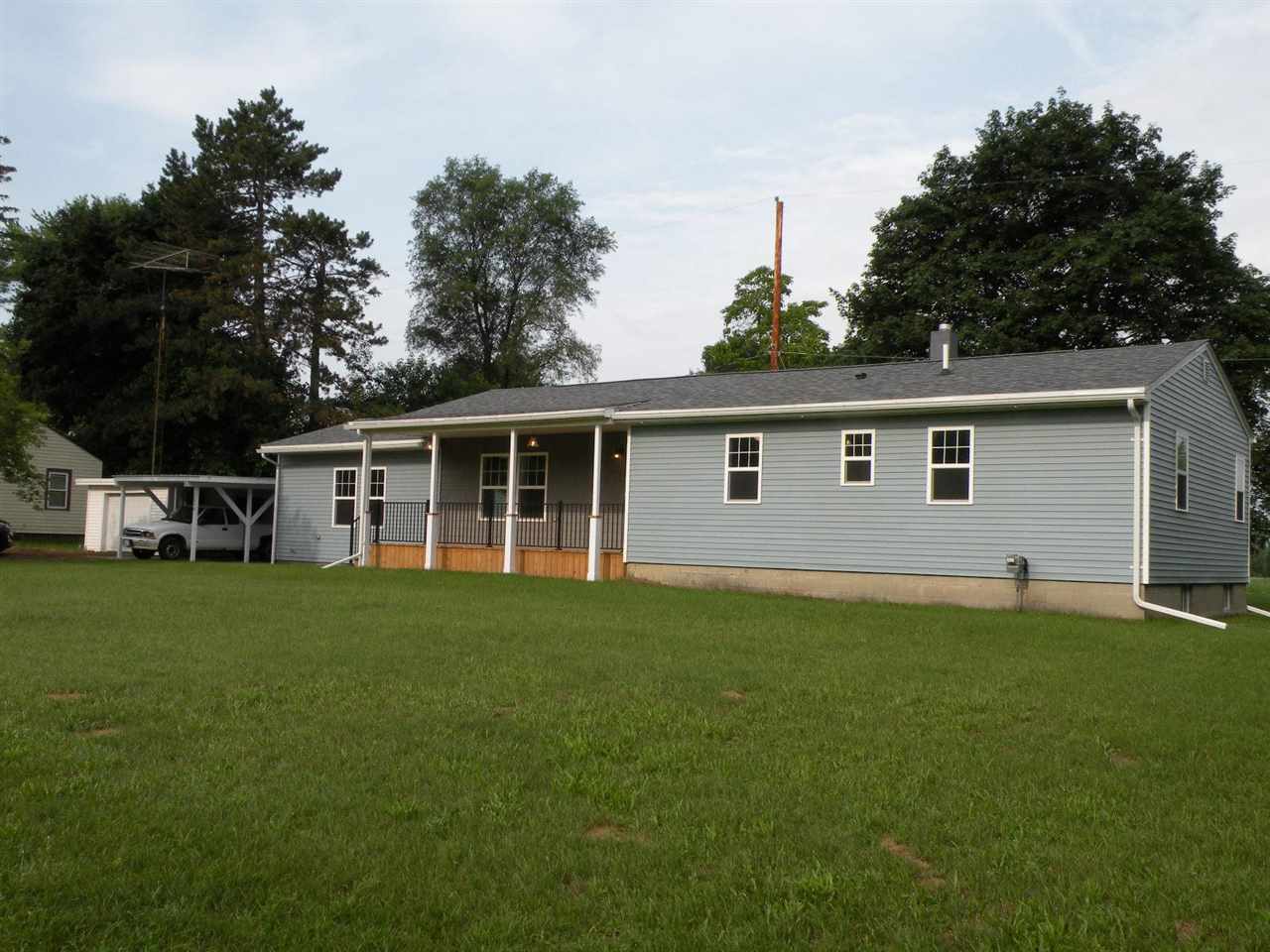 2840 West County Line Road Lennon, MI 48449 - Photo 3 of 20 50048703-2.JPG