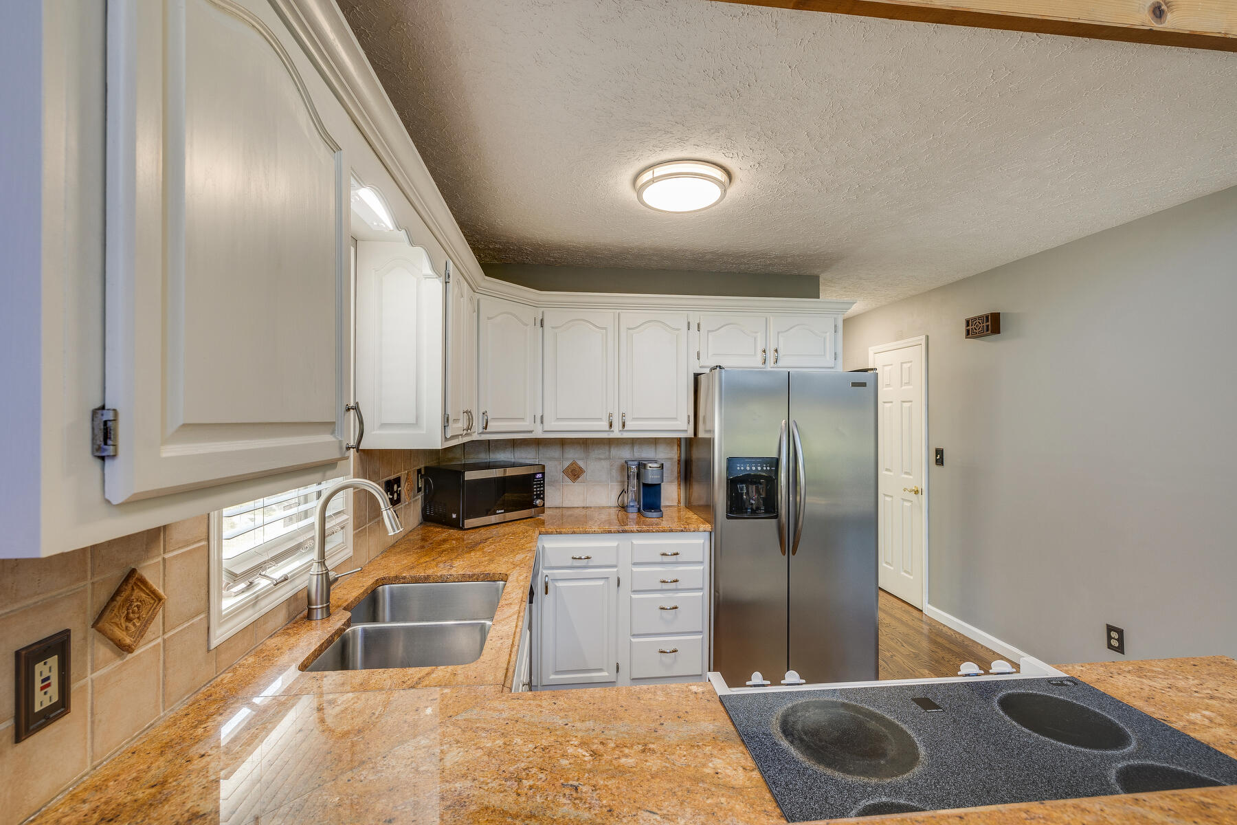 321 Crouch Road Johnson City, TN 37615 - Photo 12 of 63 010