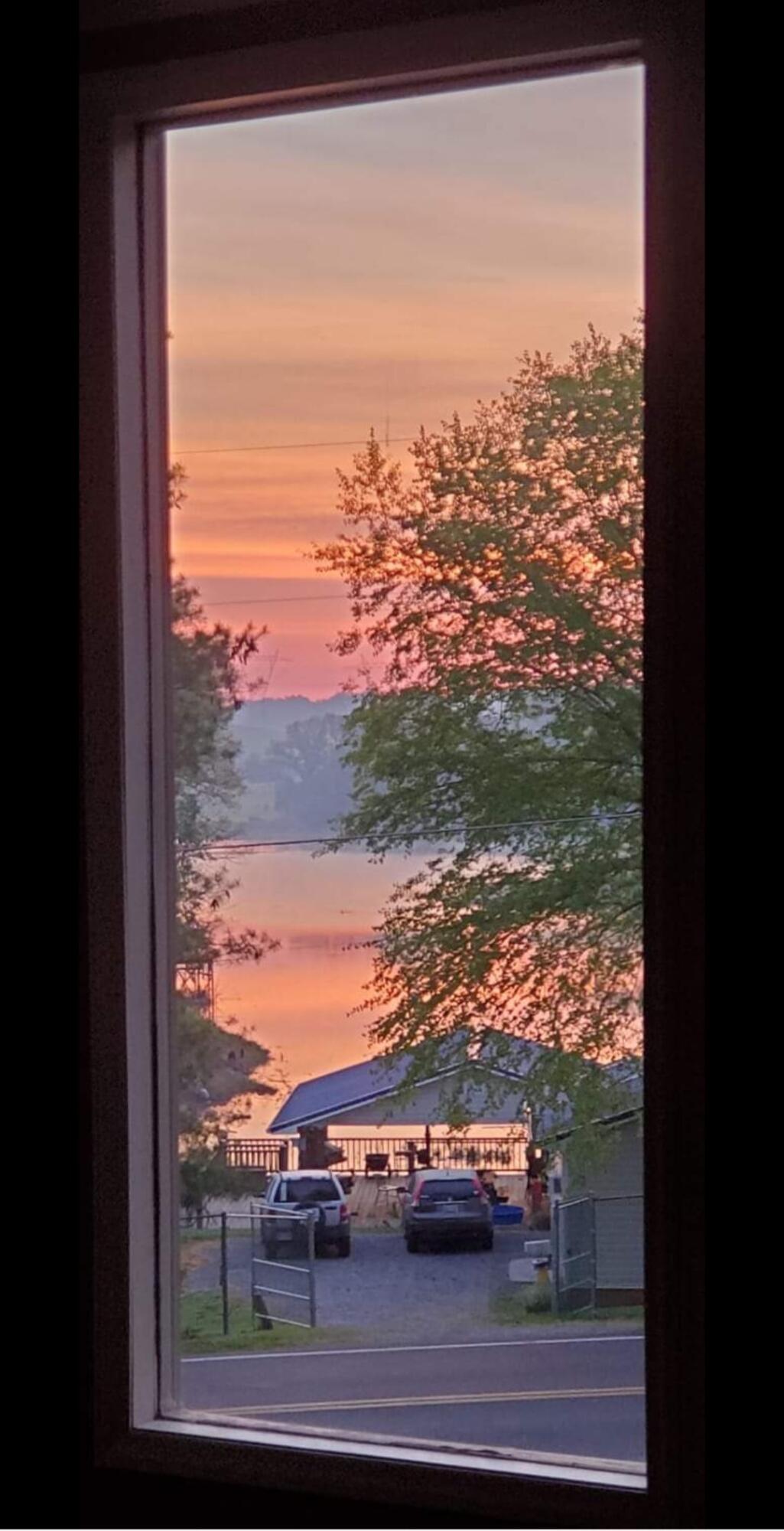 321 Crouch Road Johnson City, TN 37615 - Photo 27 of 63 Screenshot_20231121_222909_Facebook